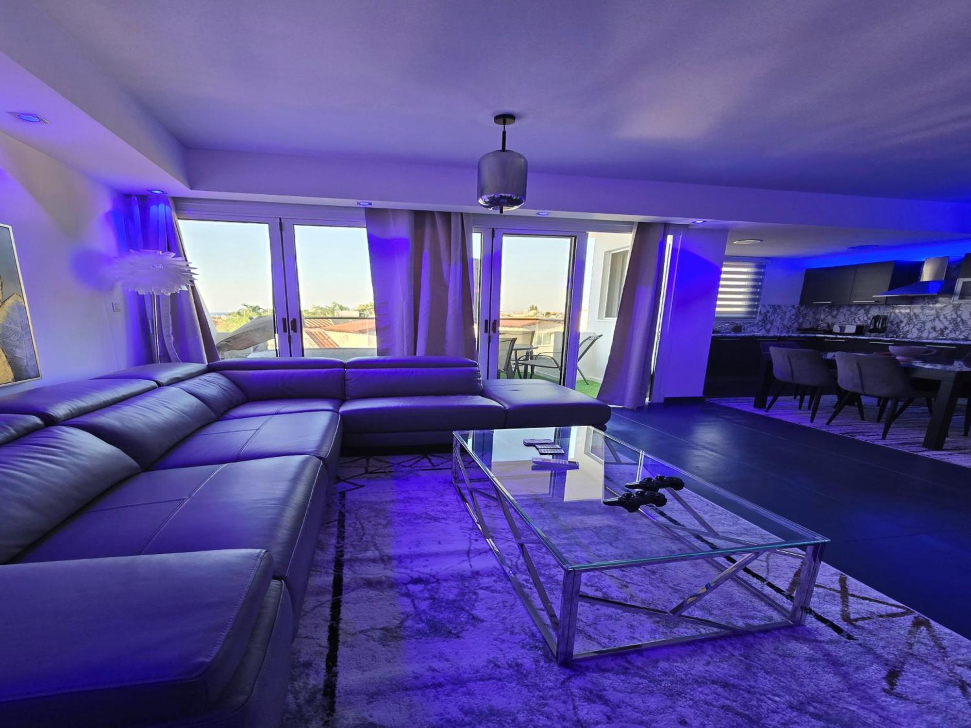 Golden Bay Deluxe Holiday Apartment Протарас Экстерьер фото